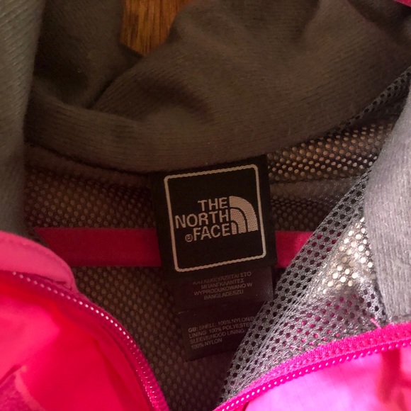 The North Face Jackets & Blazers - Pink woman’s North Face light weight jacket